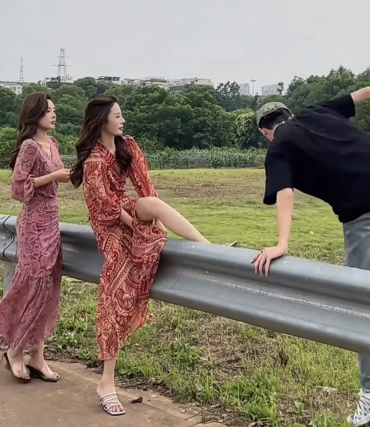 就不能助人为乐吗？自己跑了
