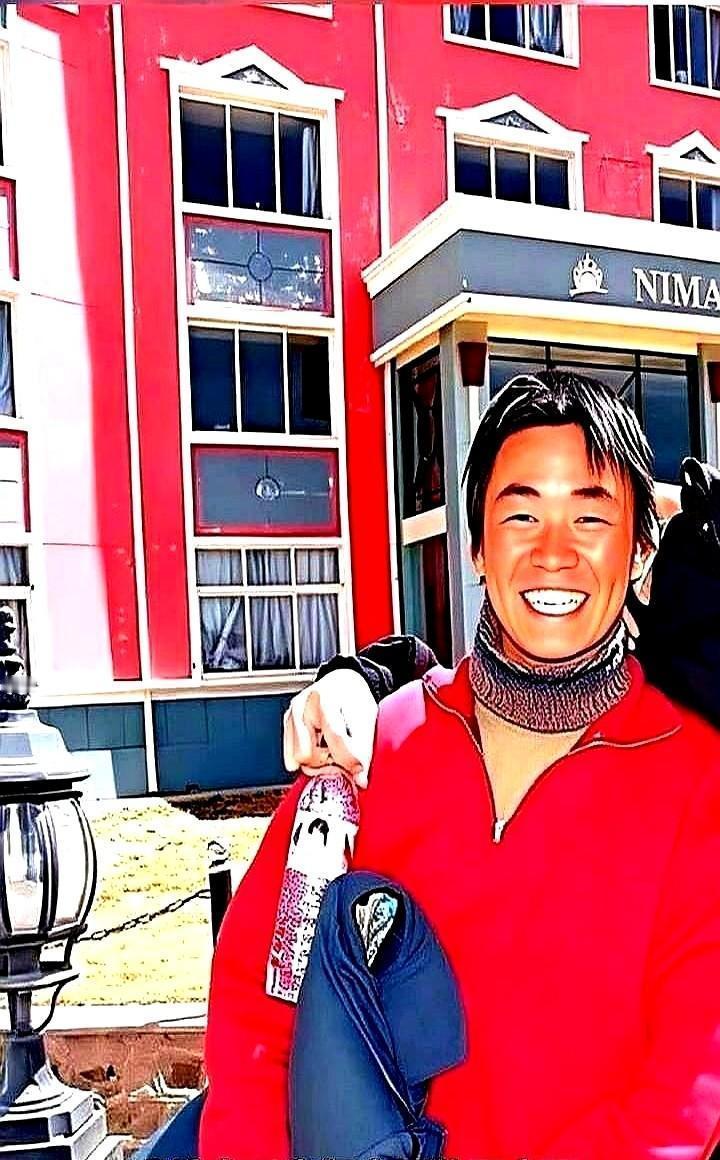 观众不买账了，特效再炸也救不了空洞的故事。王宝强演得像活在泥里，贾玲瘦到认不出