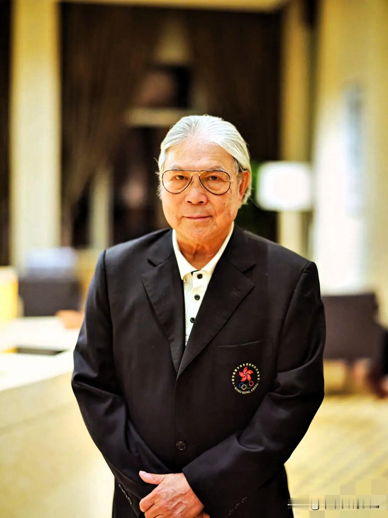 这下瞒不住了霍震霆的家庭地位曝光，原来在家里是个“被动男”霍震霆曾经说过尊重