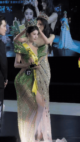 气质这一块真不是随便学学能得来的