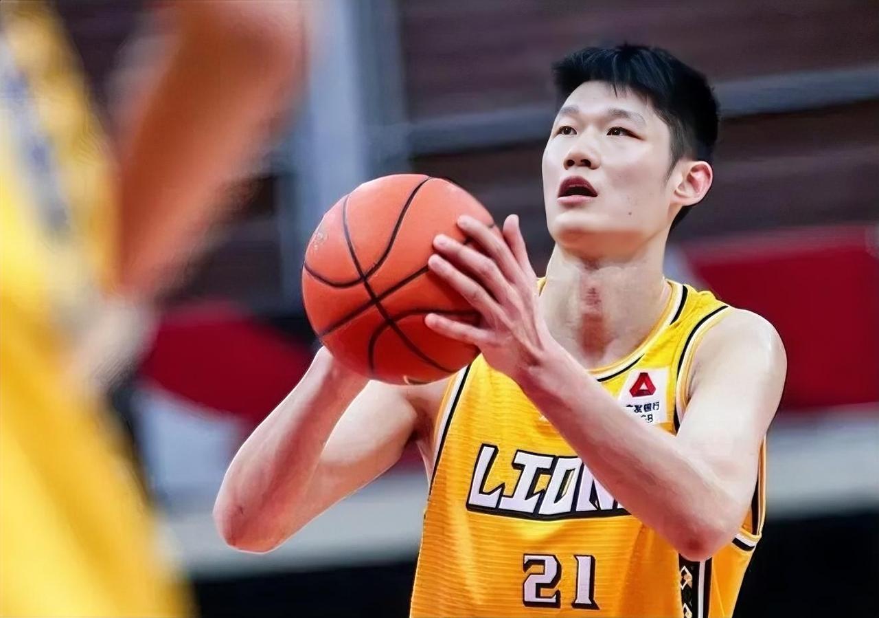 太强了，广厦84-65大胜福建，这3位球员是广厦赢球的绝对功臣！1.胡金秋，