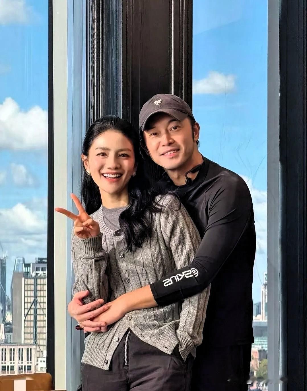 沙溢啊沙溢你藏的也太深了沙溢和胡可这对夫妻真的很让人佩服，低调行事，不张