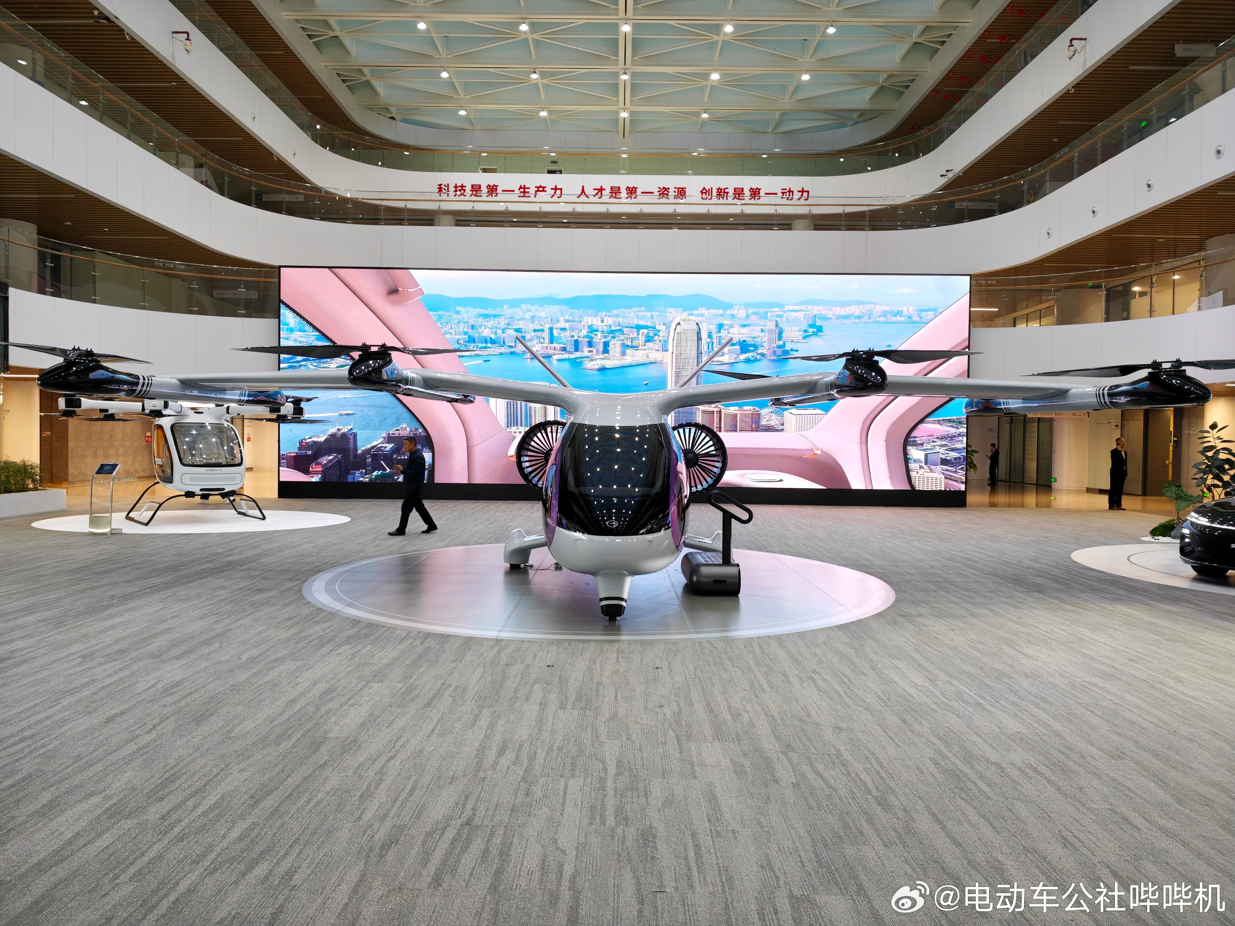 第一次亲眼见广汽的大飞行器，怎么这么大