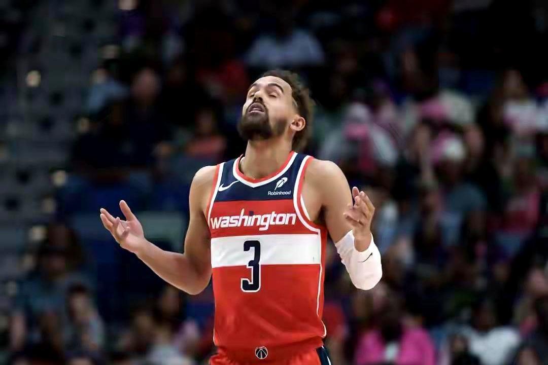 谁能想到，奇才躺了俩月的新援，刚打两场就把管理层乐坏了。今年1月奇才掏了C