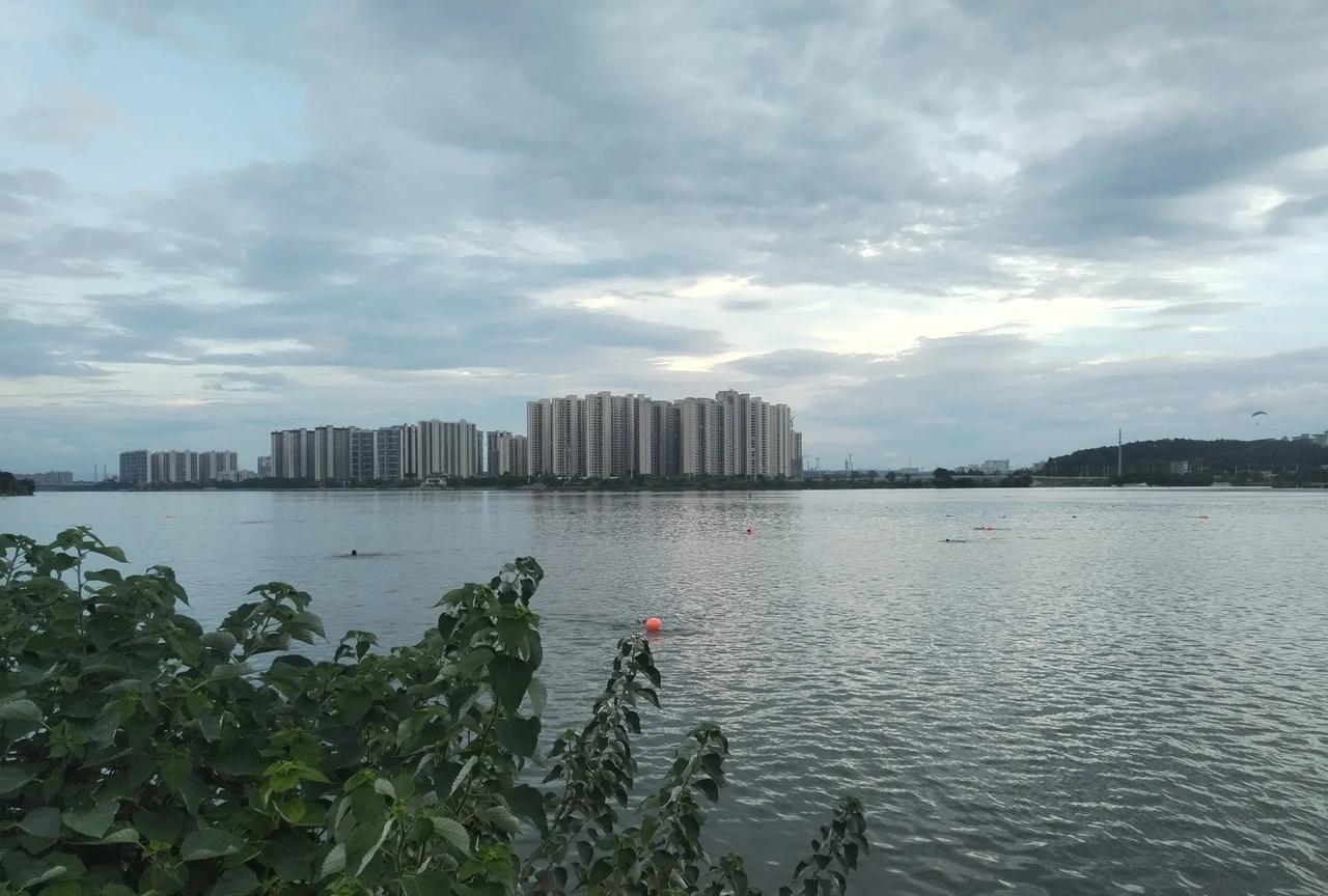 #永州中心城区是零陵还是冷水滩#零陵和冷水滩都是永州的市区，都是永州市的中心城