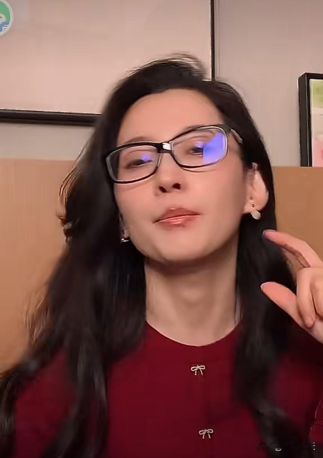 森林北直播真的是优质的大女主呀，又有口才又有才华，而且还有颜值。