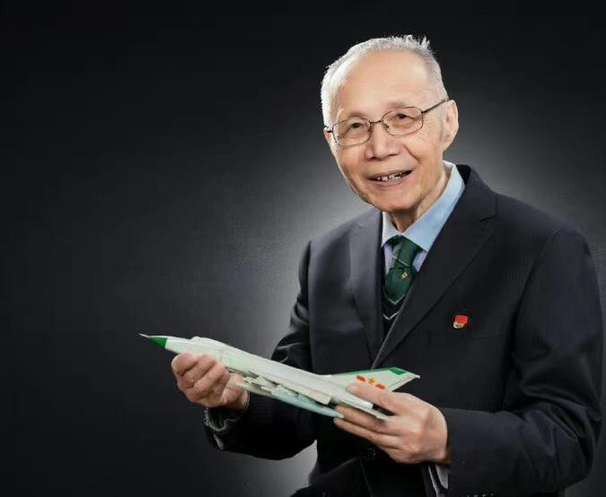 请您为伟大的科学家停留1秒钟，顾诵芬，中国科学院院士、中国工程院院士、歼-8之父