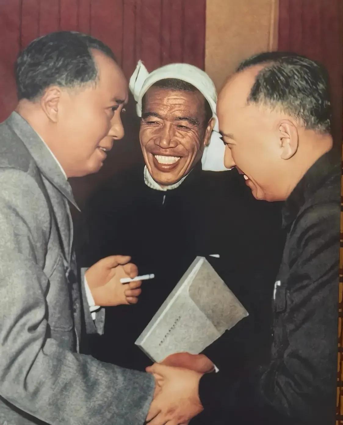 导弹之父五十年代刚开始，在美国工作的钱学森博士由于发表了“时速