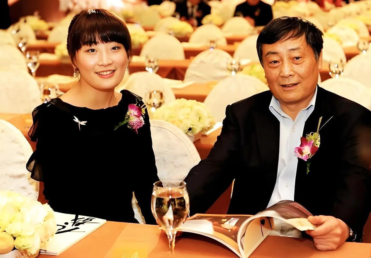 吃不完，根本吃不完！宗老爷子的瓜就像洋葱一样，剥了一层又一层。凤凰网的最