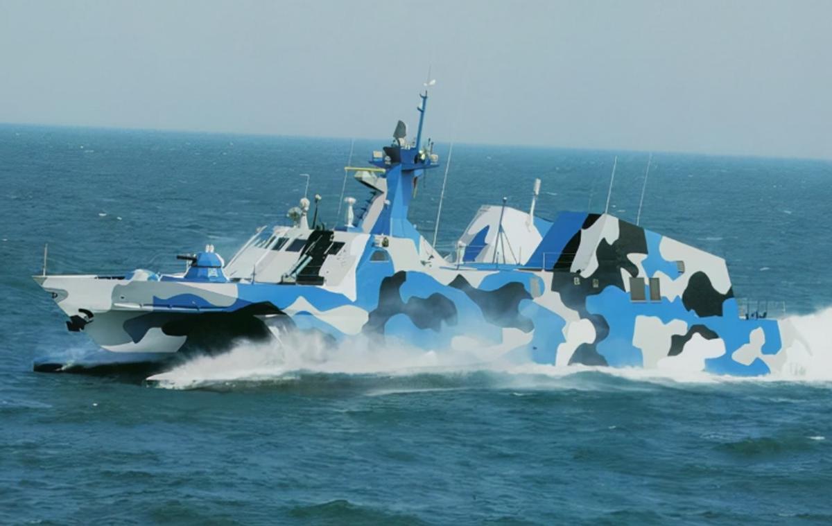 为何中国宁愿“封存”022型导弹艇,也不对外出售?原因很简单。022型导弹艇是中