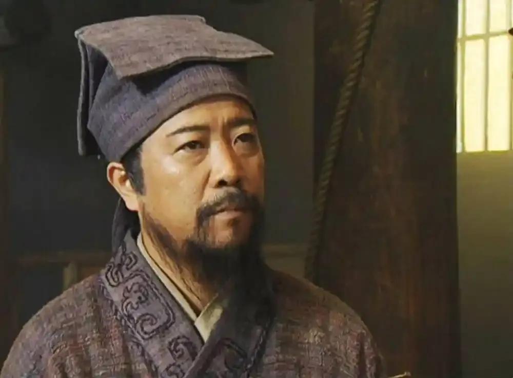 首先是吴用：他最让人唾弃的，就是手段阴狠毒辣，背叛旧主，做事无底线、无操守。他背