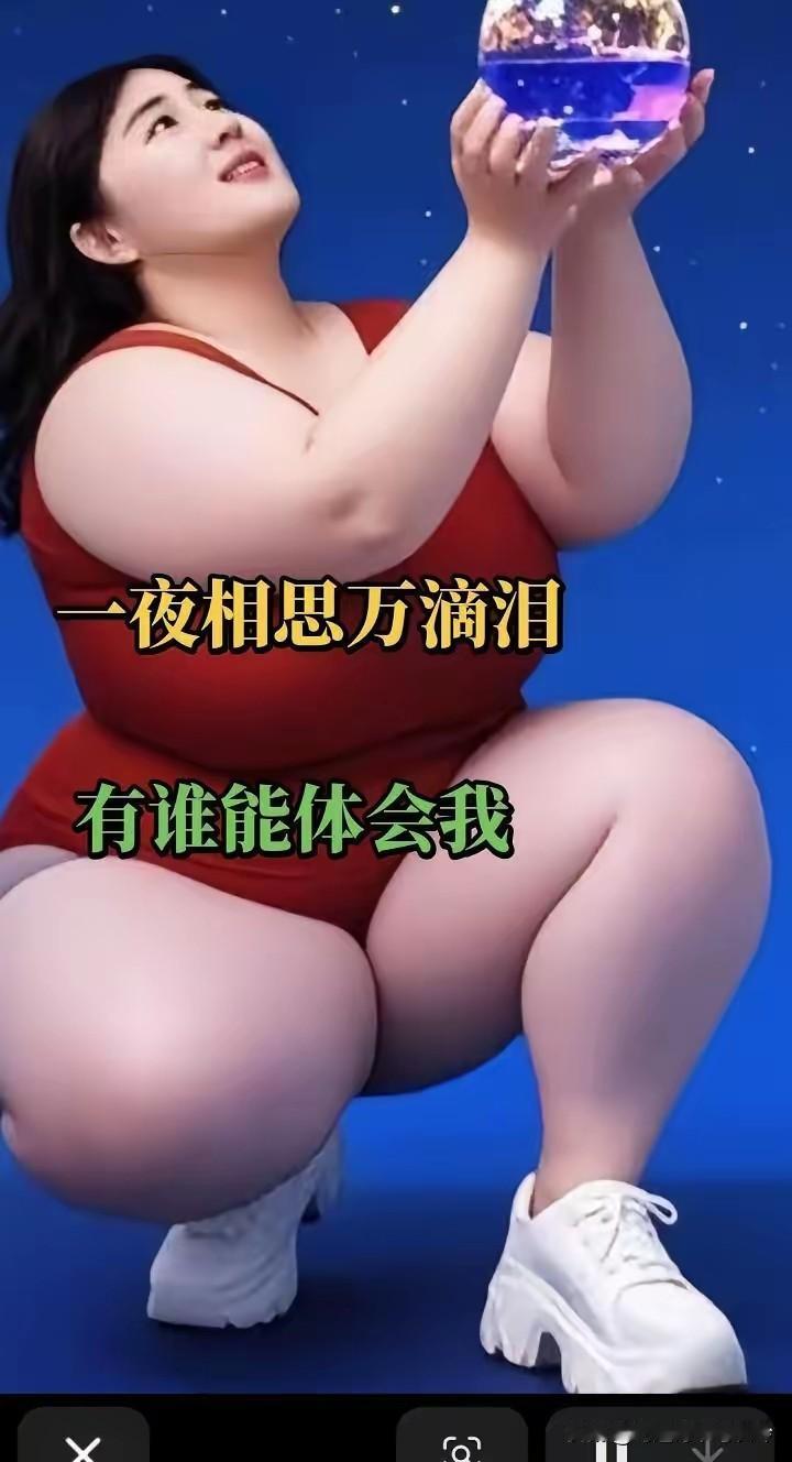 夜的思念夜，宛如一块巨大的黑色绒幕，将世界包裹其中，静谧得如同一个深邃的谜。