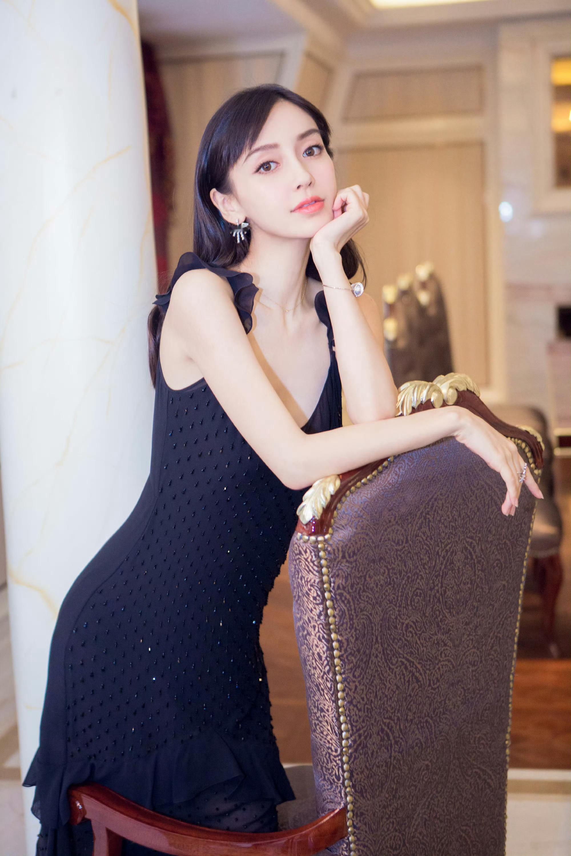 【我来出题】BOSS颖在《相思令》中饰演的角色叫什么？angelababy的开学
