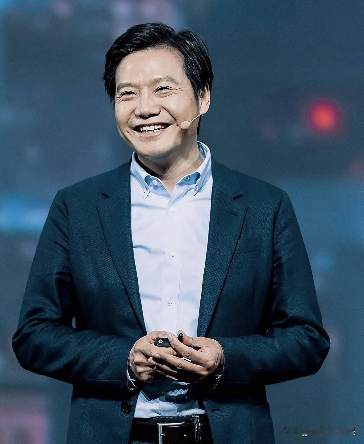 雷军冲进富豪前五！这赚钱速度也太逆天了吧说真的，雷军以3260亿身家闯进中国