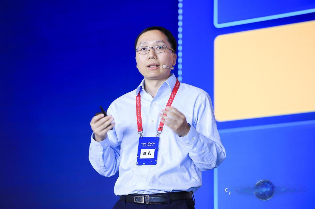 另一个“鸿蒙之父”——华为Fellow陈海波！关于“鸿蒙之父”，网络上流传着两个