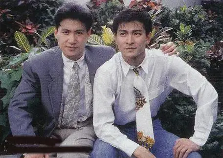 常有人说张学友是被唱歌耽误的影帝，那刘德华怎么没被耽误呢？