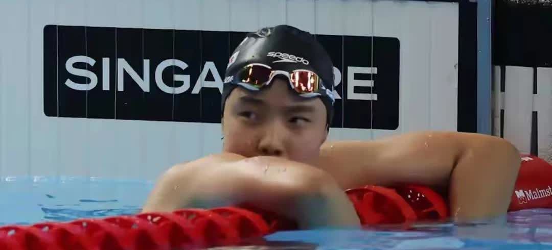 0.31秒夺铜失败！网友：她原本领先，却输在教练一句“先悠着”。