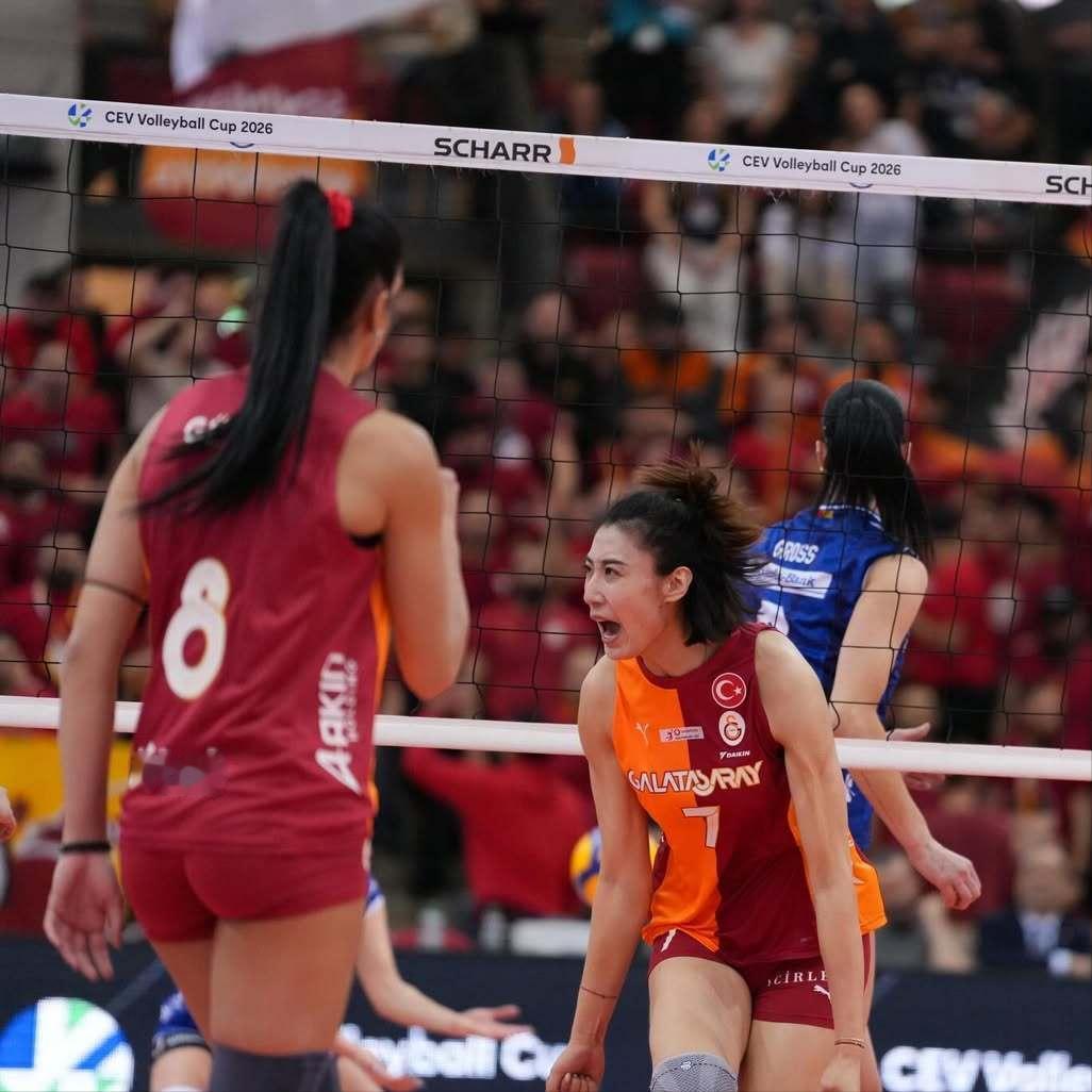 2月8日凌晨土超女排第20轮，加拉塔萨雷客场0-3不敌尼吕费尔。王媛媛发挥依然