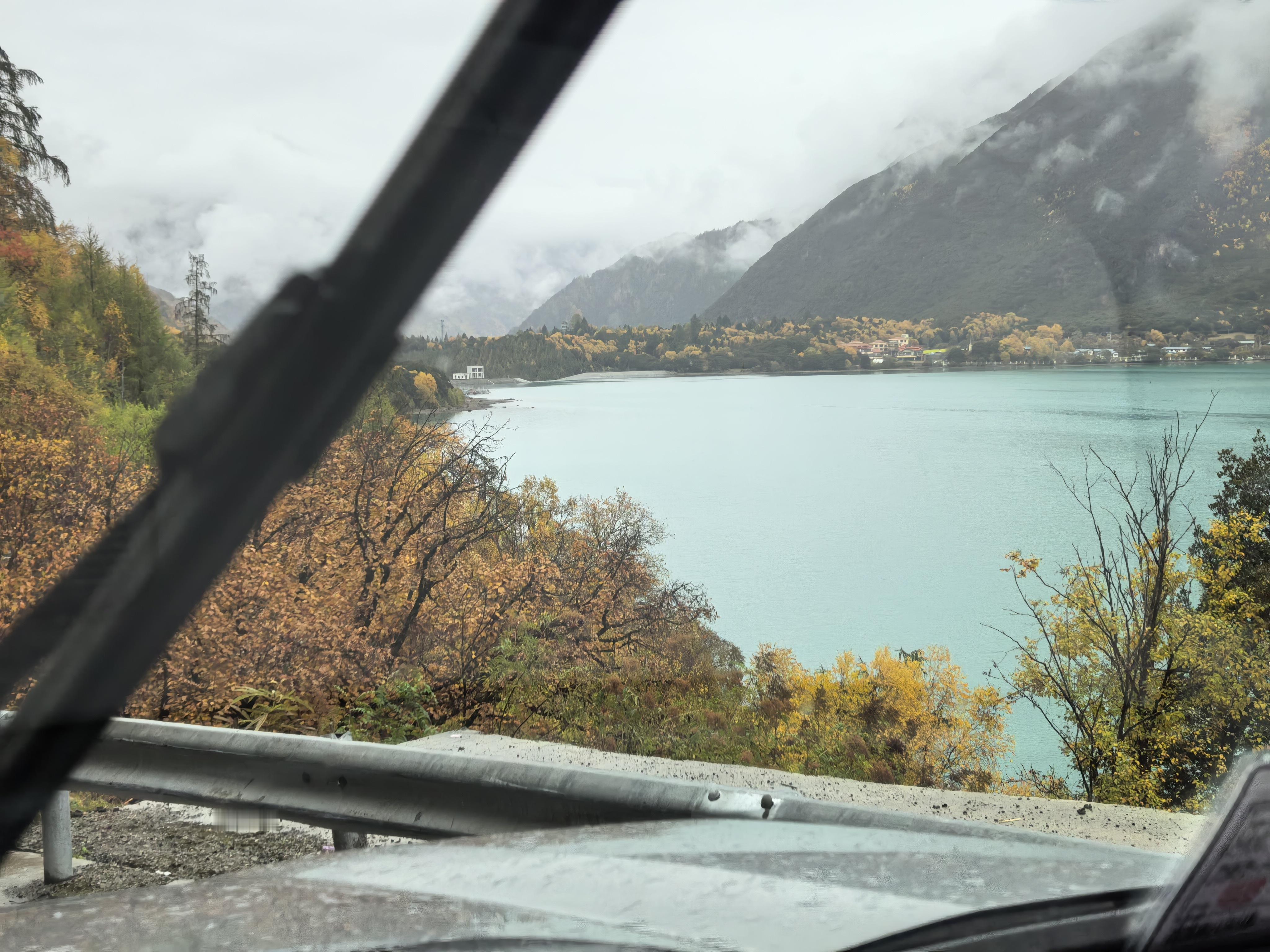 最美的风景在路上，没时间多留恋，纵横G700一台好车来的纵横g700​​​