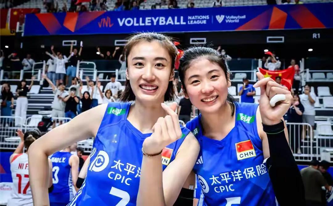 中国女排浪费了锻炼新人的两个名额。中国女排为了参加世锦赛，不知是因为增强实力还