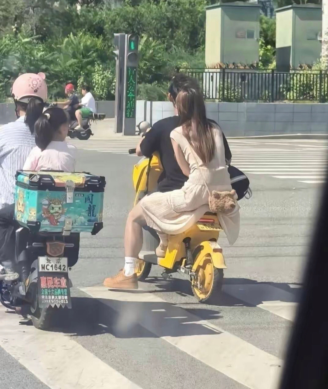 不仔细看真的会看错！