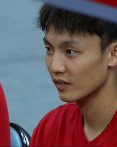 恕我直言不讳！郭士强通过同委内瑞拉两场热身赛，徐杰、李祥波、徐昕和雷蒙四人会淘汰