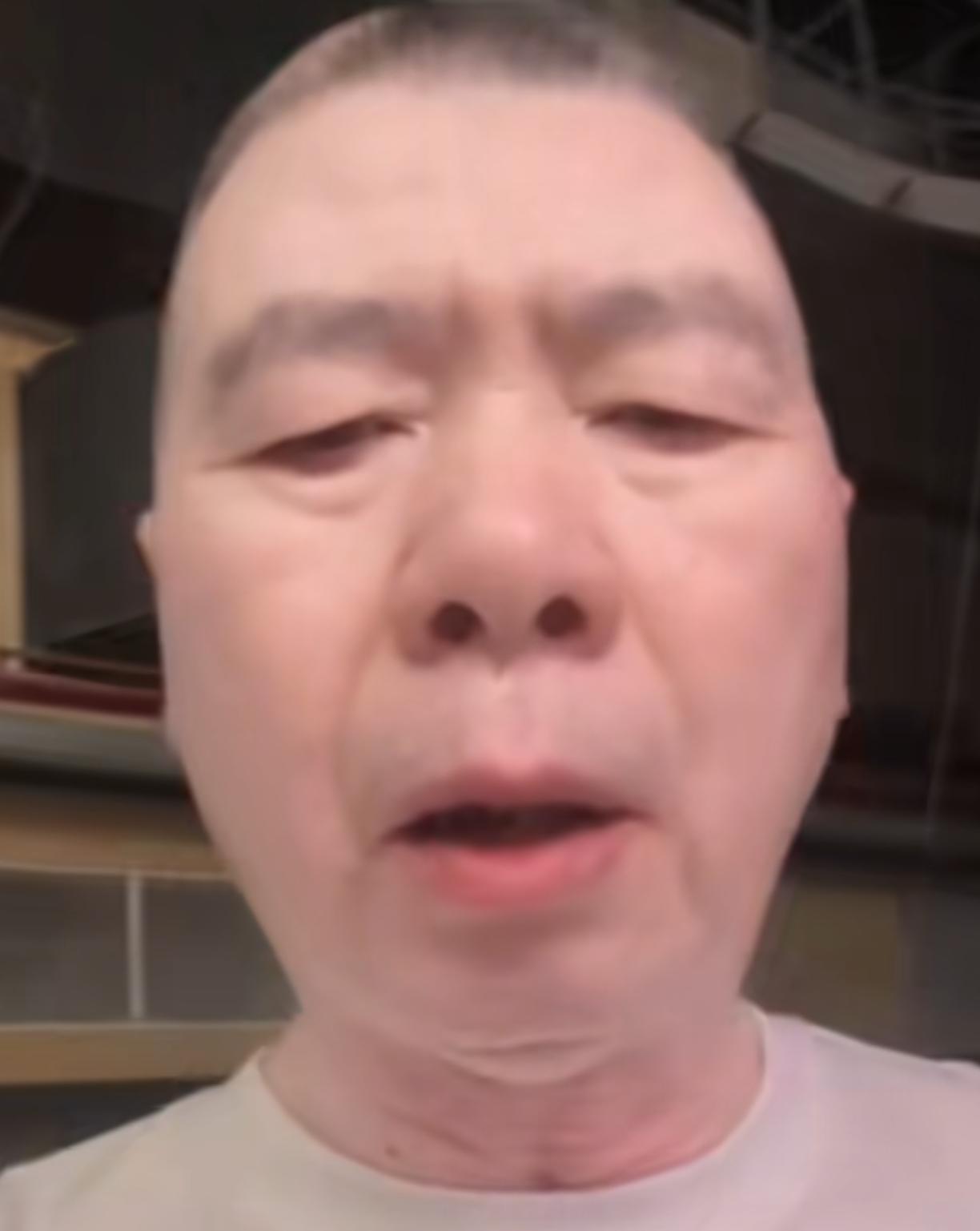 冯小刚你是时候该出来发声了，不要再这样沉默下去了！韩红走个面事件，已经过去了这