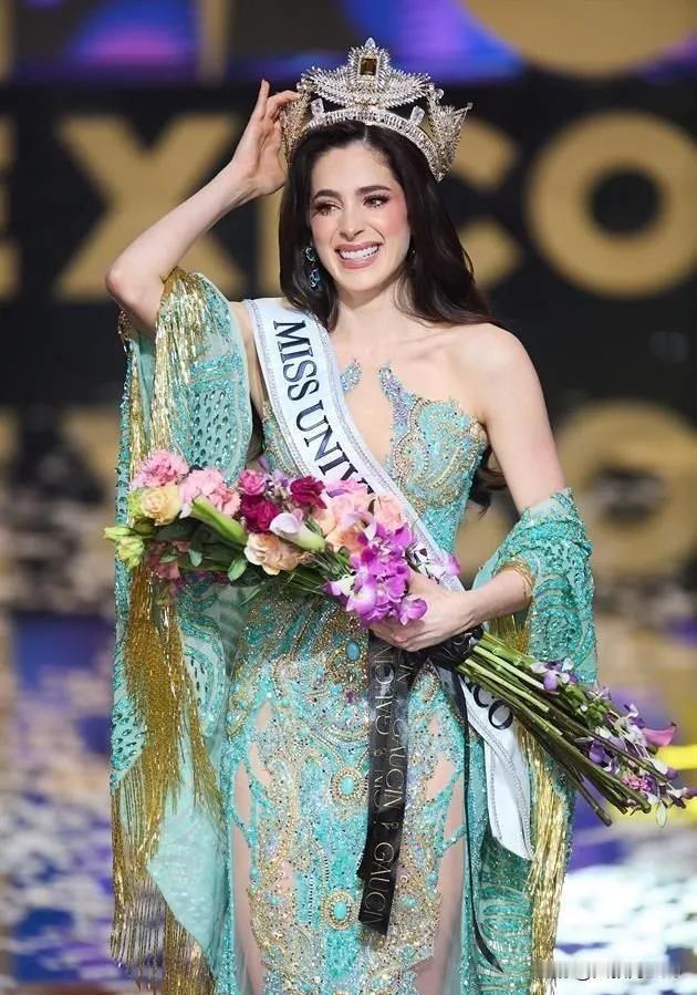 环球小姐舞台惊现辱骂门！墨西哥佳丽一句发声让全场哗然各位朋友，今儿个咱得聊