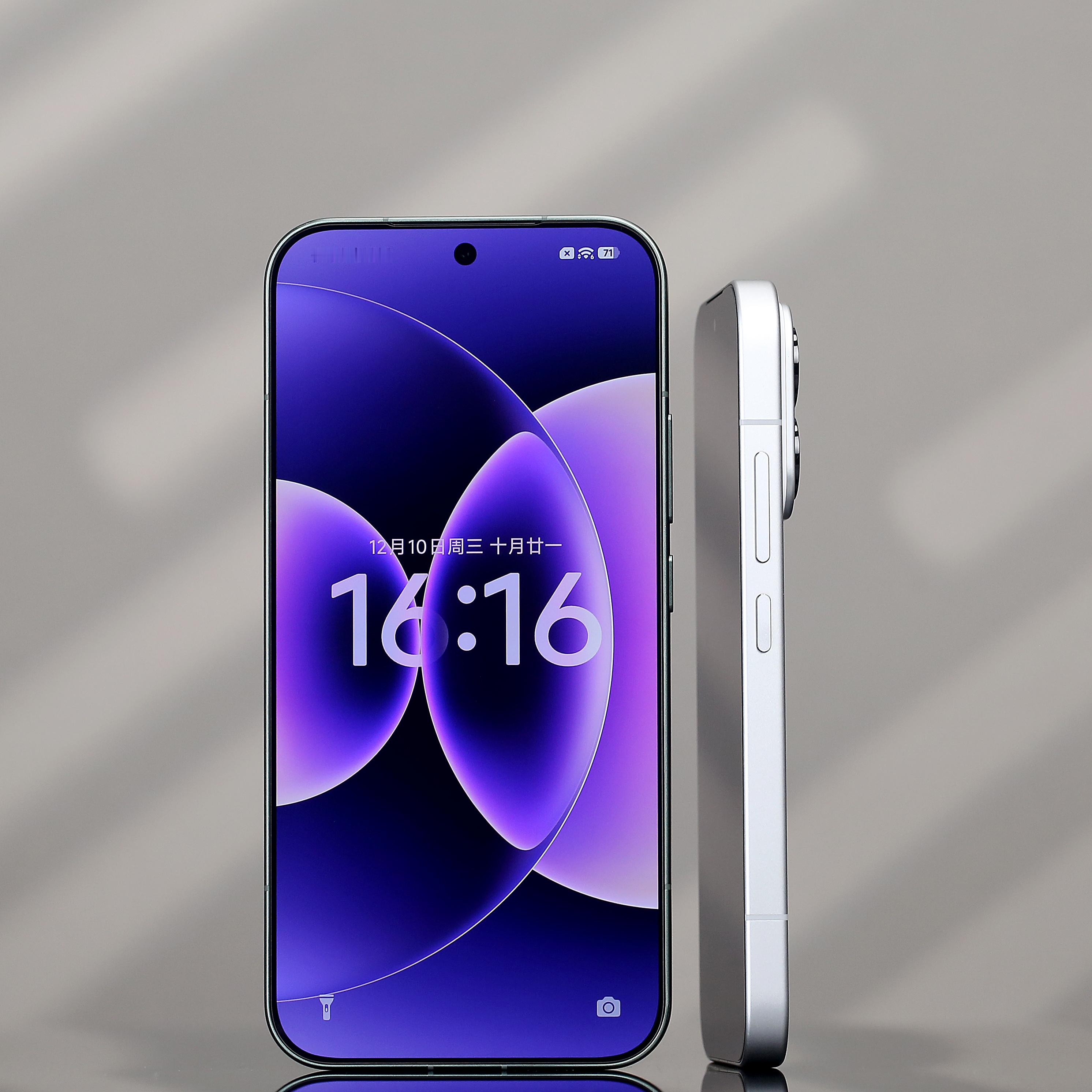 朋友们，小米17系列见峰0.2AR玻璃膜已上架这张贴膜，需要介绍两个数