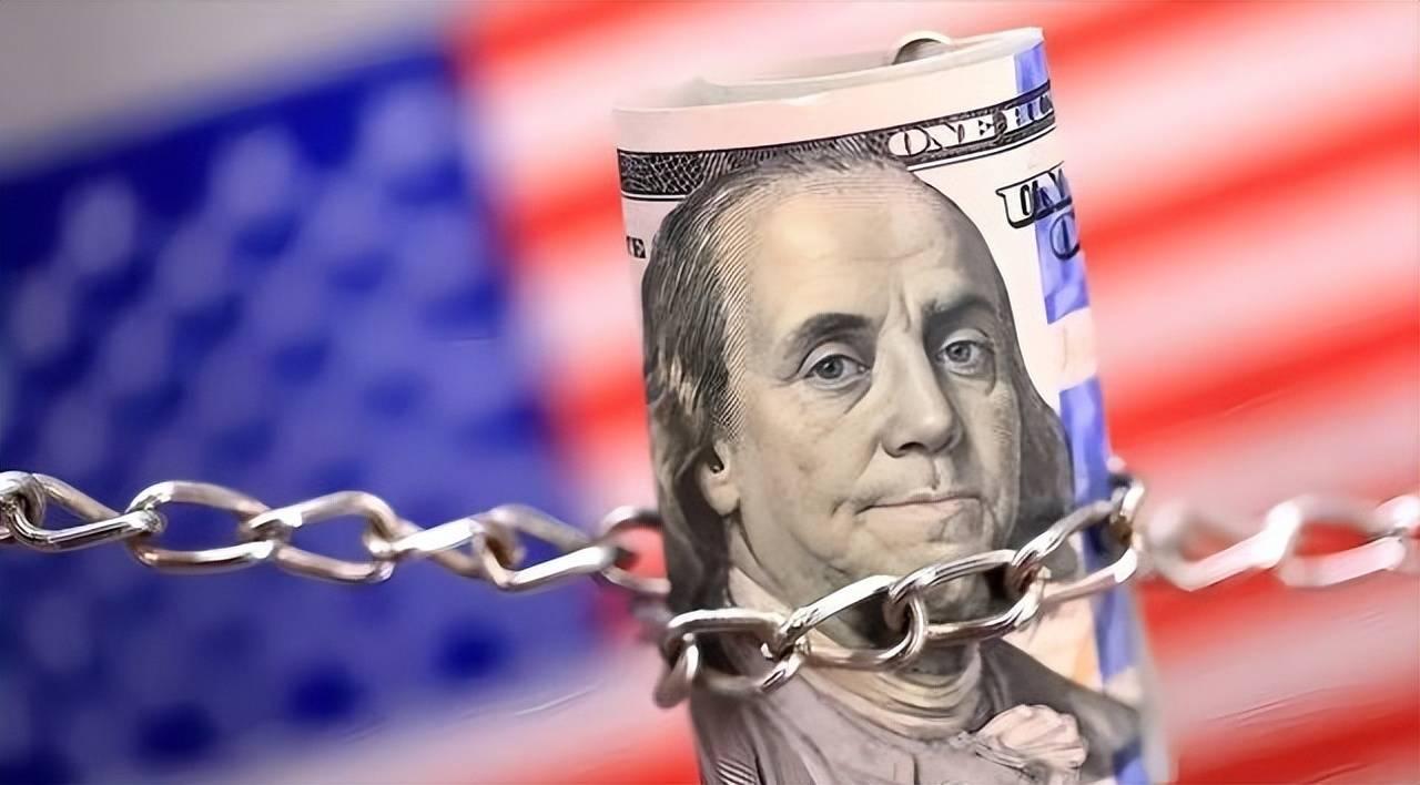 中美消费真相大反转：美国人花钱多却不一定过得更好很多人一看到美国消费占GDP八