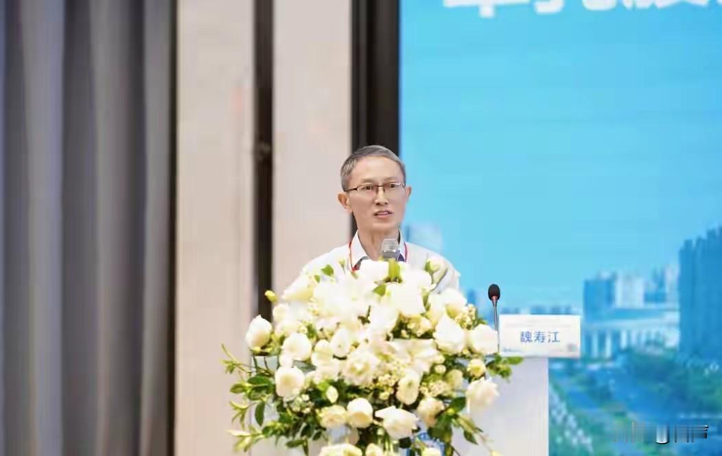 59岁主任医师魏寿江去世长期操劳过度，满头白发去世原因是因病救治无效。