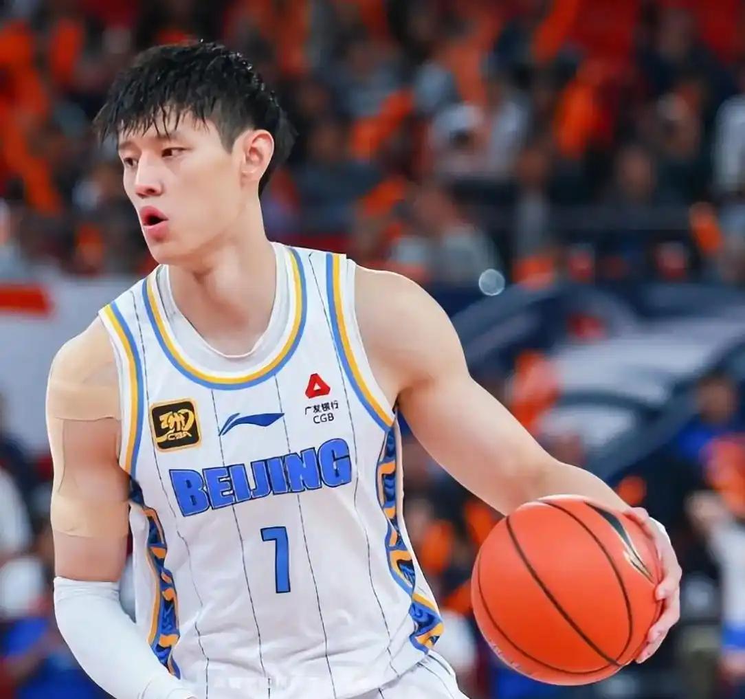 CBA常规赛，北京105-74战胜广东，送给广东赛季首败CBA常规赛第9轮，