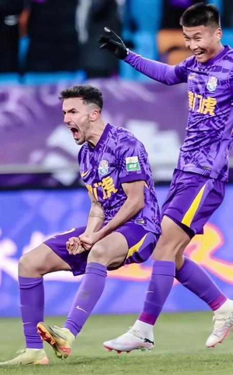 客战国安前，津门虎喜获三大利好。对天津队17次“工体”不败纪录恐将被打破！利好