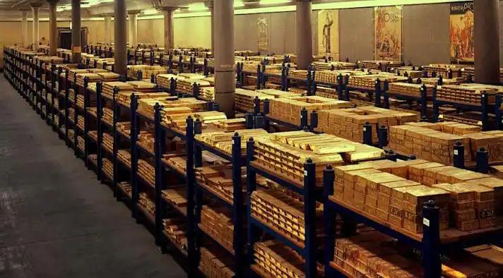 柬埔寨首相洪玛奈做出了明智的选择。据报道，柬埔寨将成为首批在中国储存黄金的国家之