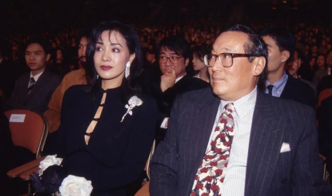 笑到最后的女人何莉莉香港富商​​​