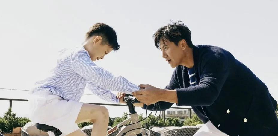 于晓光，高调发文！6月13日下午，于晓光在社交平台高调发文，引发网友热议，于晓