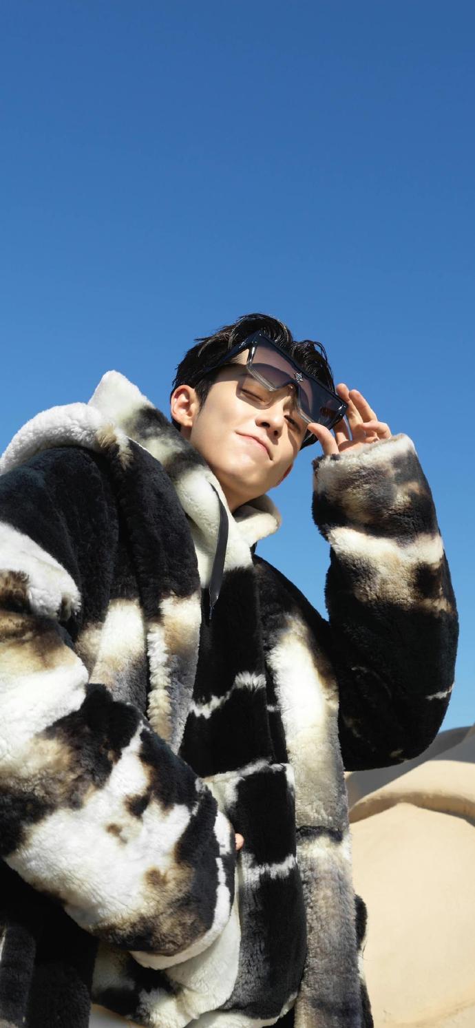 王鹤棣请停止散发这该死的魅力！