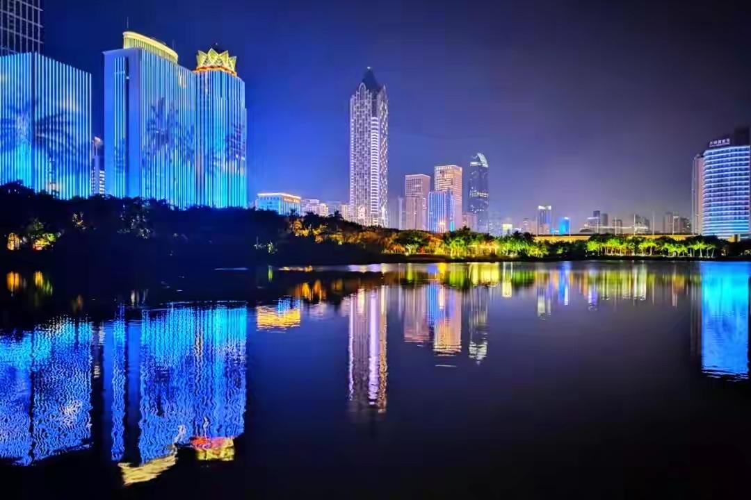 12月18日，海南正式“封关”，海南封关到底封人还是封货？对普通人赴海南旅游购物