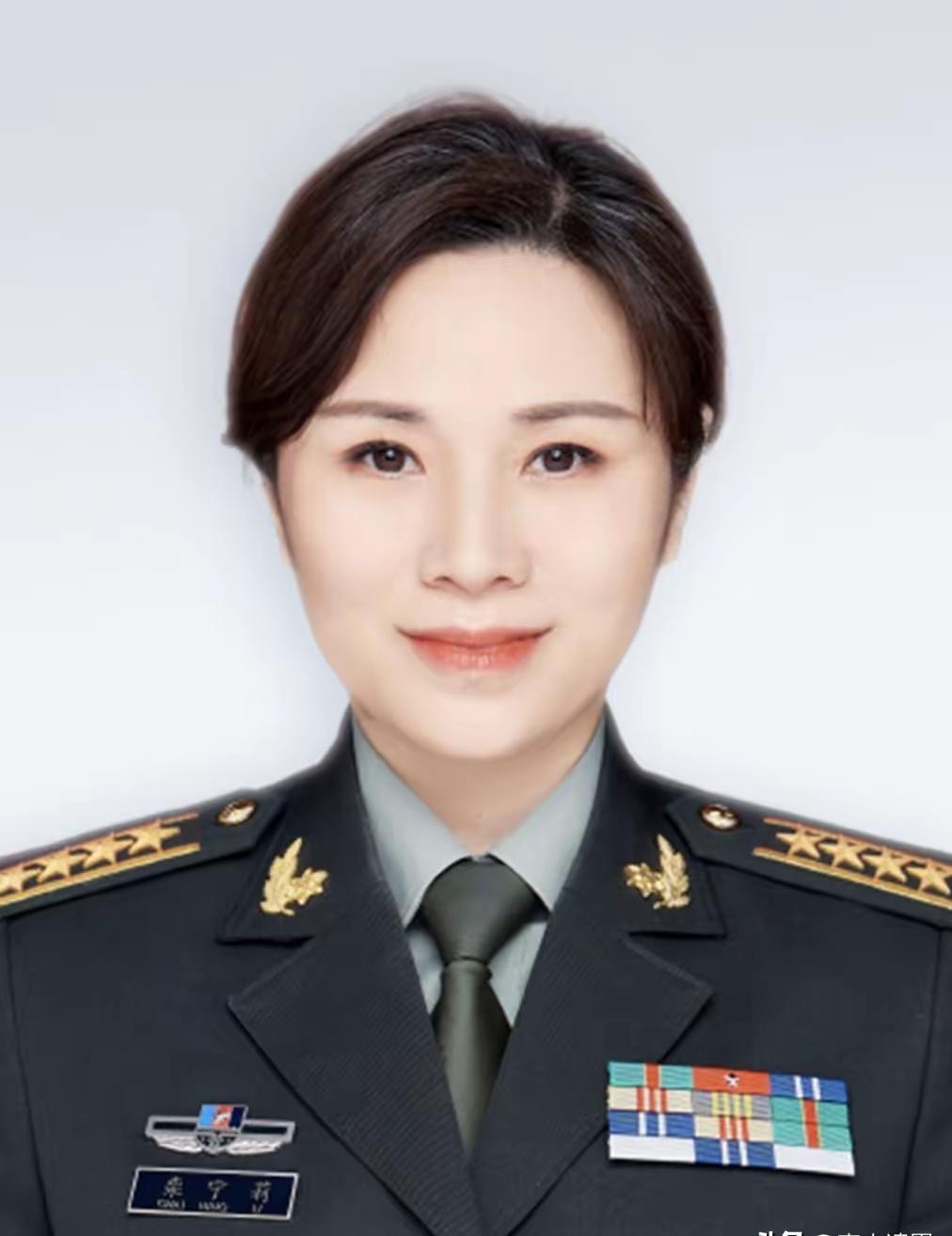 柴宁莉，女，2003年毕业于西安交通大学医学院，中国人民解放军总医院第一医学中心