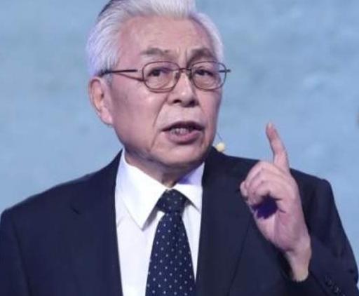 为什么都争着登月呢？就这么说吧，要是中国能在月球上架激光武器，只需要1.3秒就能