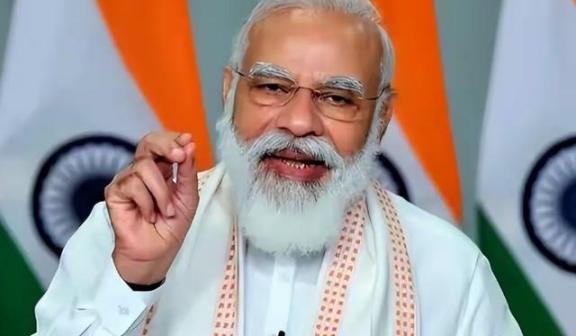 印度弃俄拥抱美国，不但让俄罗斯措不及防，也让各国感到震惊，常把印俄数十年友谊挂在