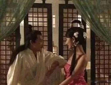 公元前7年，汉成帝刘骜与赵昭仪一起服下了助兴的“神药”，一番折腾之后，两个人都心