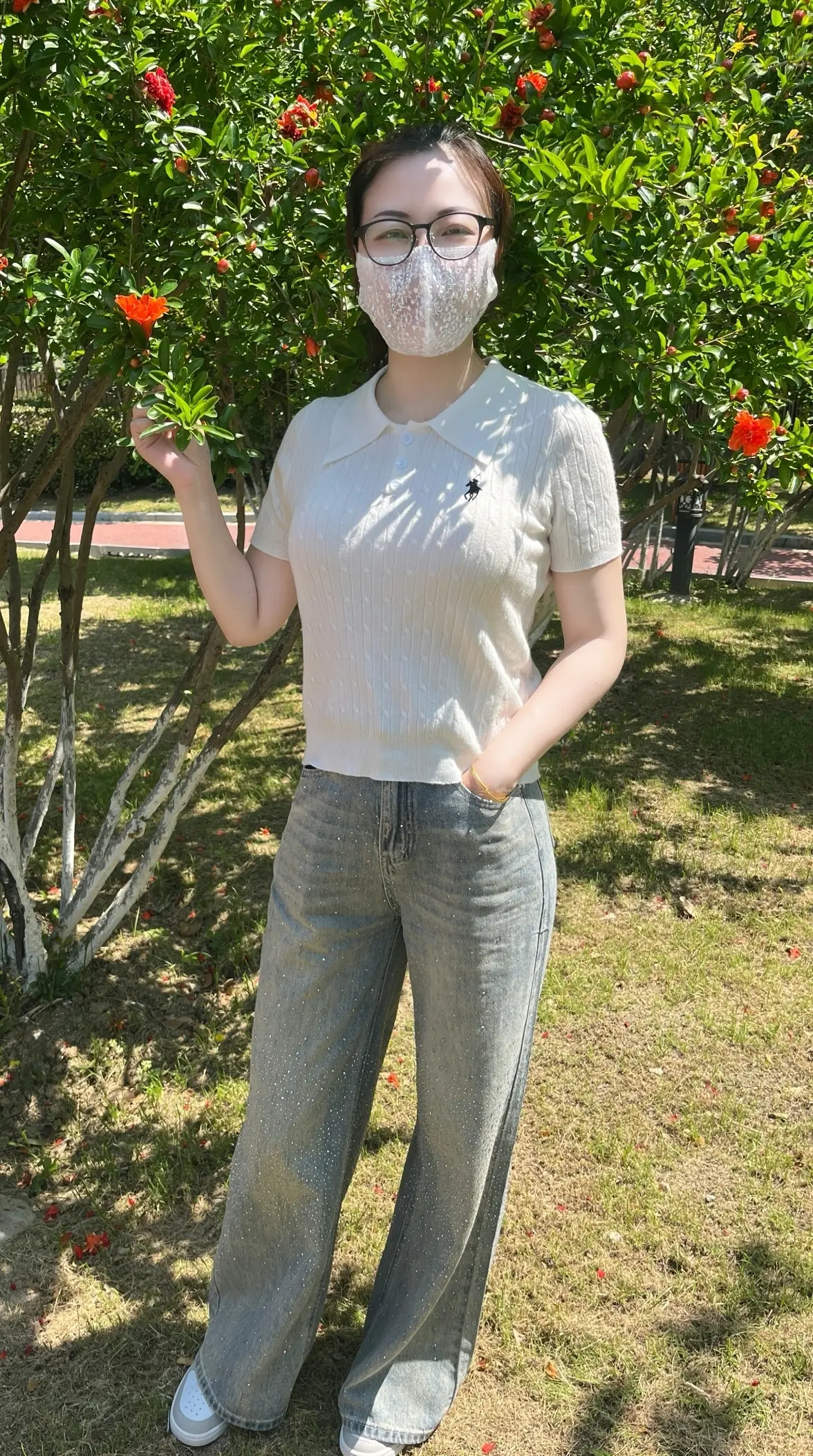 人民日报都说了："能拍照就拍照，能炫耀就炫耀，10年后再好的相机，也拍...