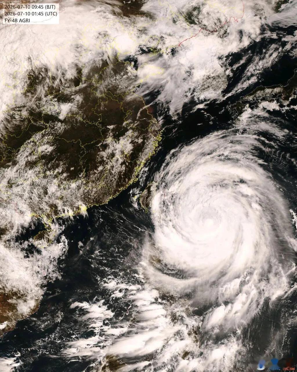 坐标浙江——台风“巴威”更近了，危险更大了！坏消息传来：台风路径向北调整了！