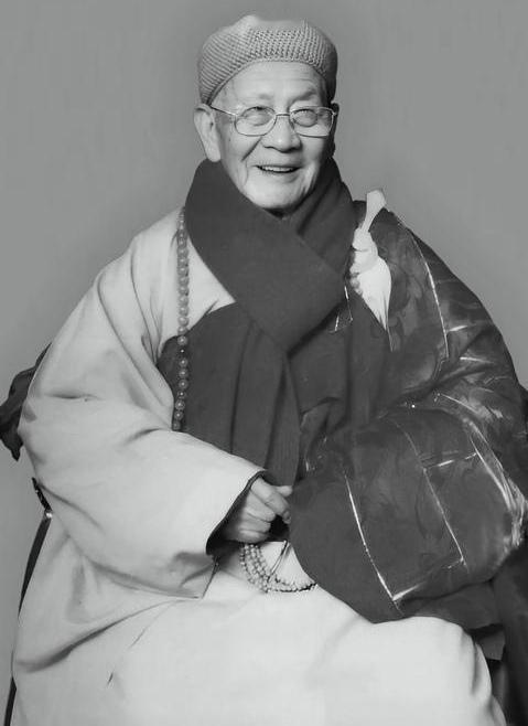 惊悉，安徽佛教协会名誉会长，合肥明教寺百岁高僧妙安长老，于2025年12月17日