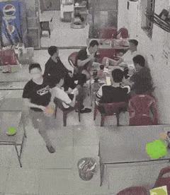 小姐姐做的对，不能纵容这种情况，要不然会越来越过分的。