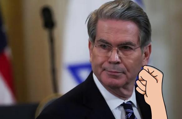 这2500万吨大豆，看似简单的贸易数字，背后却暗藏着中美贸易的复杂博弈。美国财长