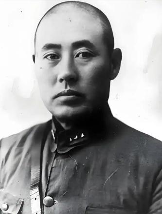 新中国刚成立不久，毛主席便发现了一件怪事：在众多部委提交的文件中，唯独水利部的文