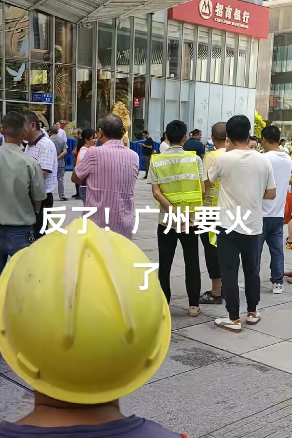欠债还钱，天经地义!还去工地做什么事，完全要不到钱最好不要扯白布写红字，围而