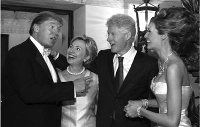 克林顿夫妇和特朗普合影好开心，镜头里的每个人都喜逐颜开。特朗普的女儿伊万卡也和克